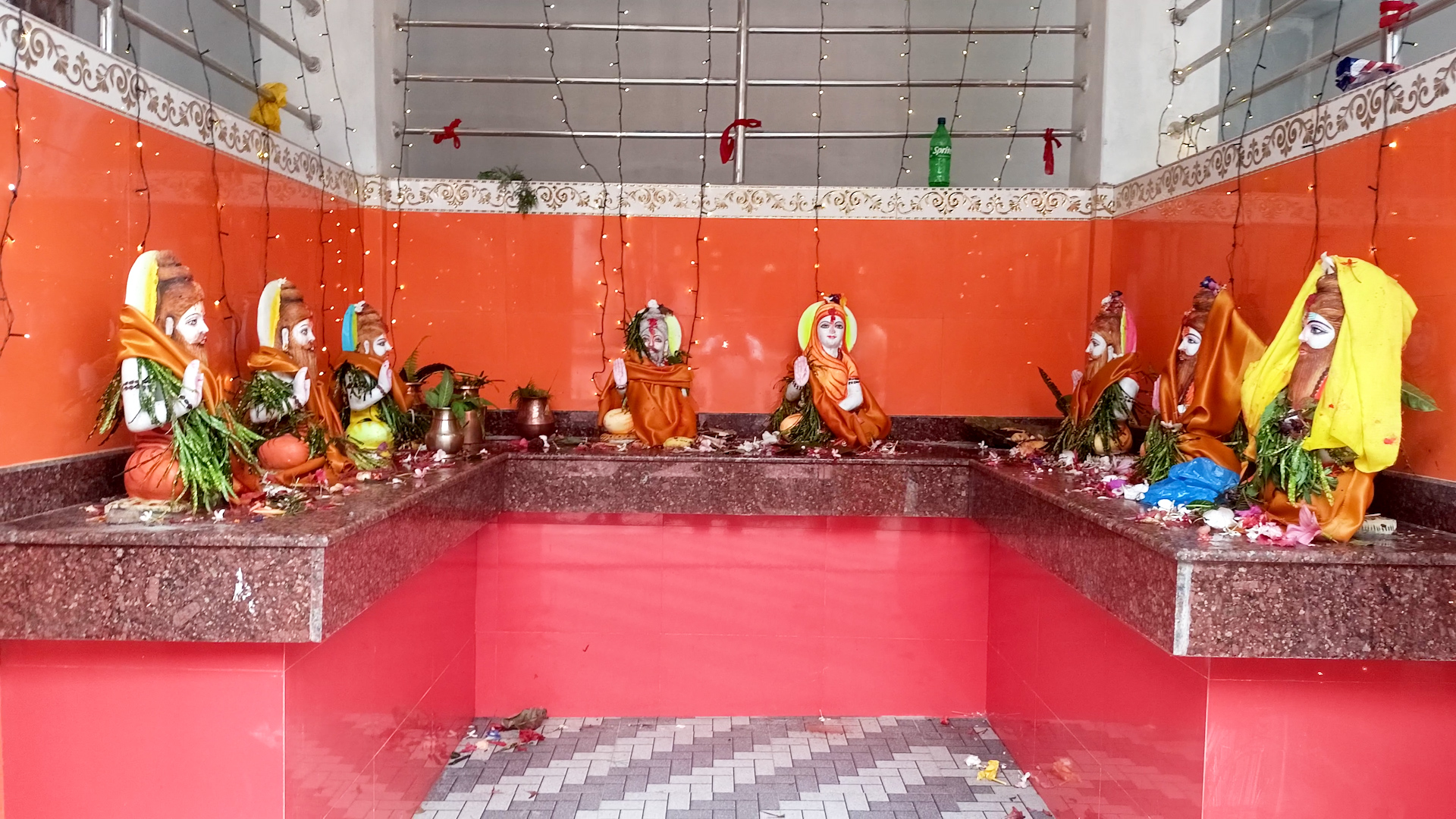 धरान १० स्थित सिंहबाहिनी भगवती मन्दिर परिषरमा सप्तऋषिको मन्दिर स्थापनासँगै सप्तऋषि विग्रह प्राण प्रतिष्ठा